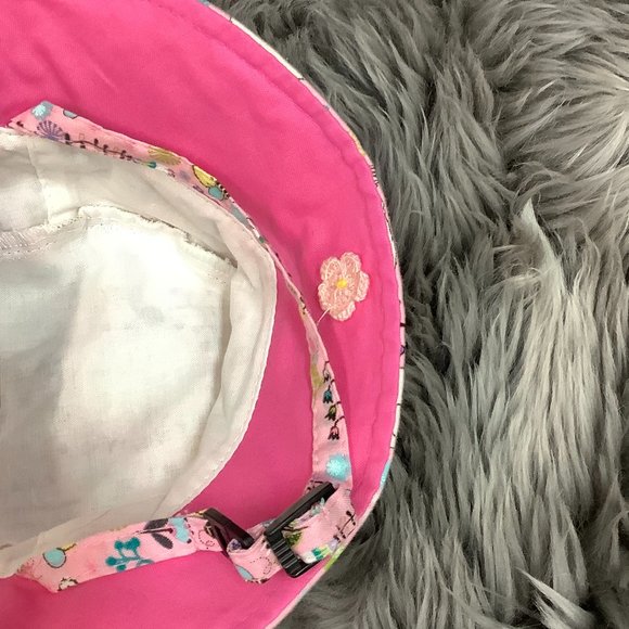 Snug As A Bug | Infant's Honey Bear Sun Hat | Pink | 0-3 Months - Picture 4 of 4